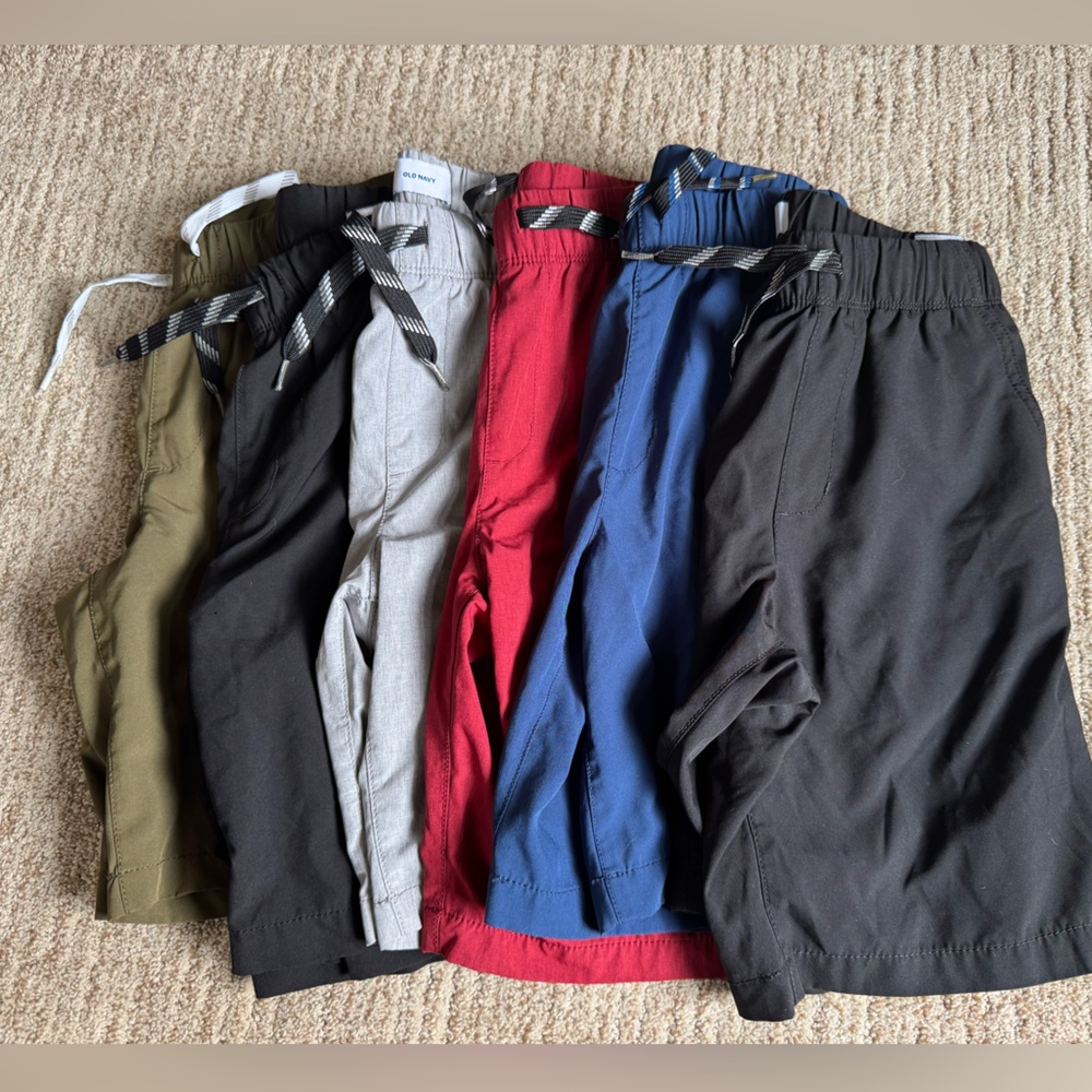 Lot of 6 Old Navy quick dry shorts. Great condition.